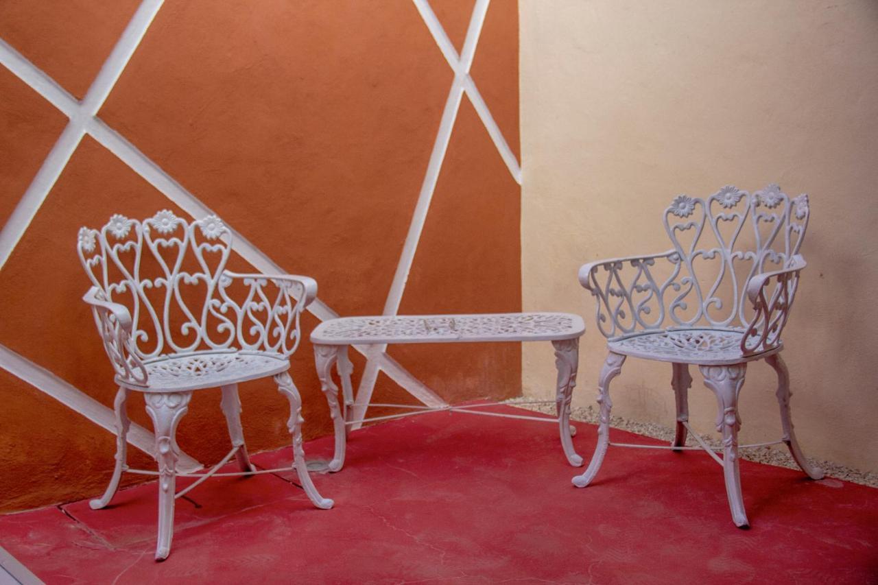 Casa 3 Torres En El Barrio Santiago, Centro. Villa Mérida Dış mekan fotoğraf